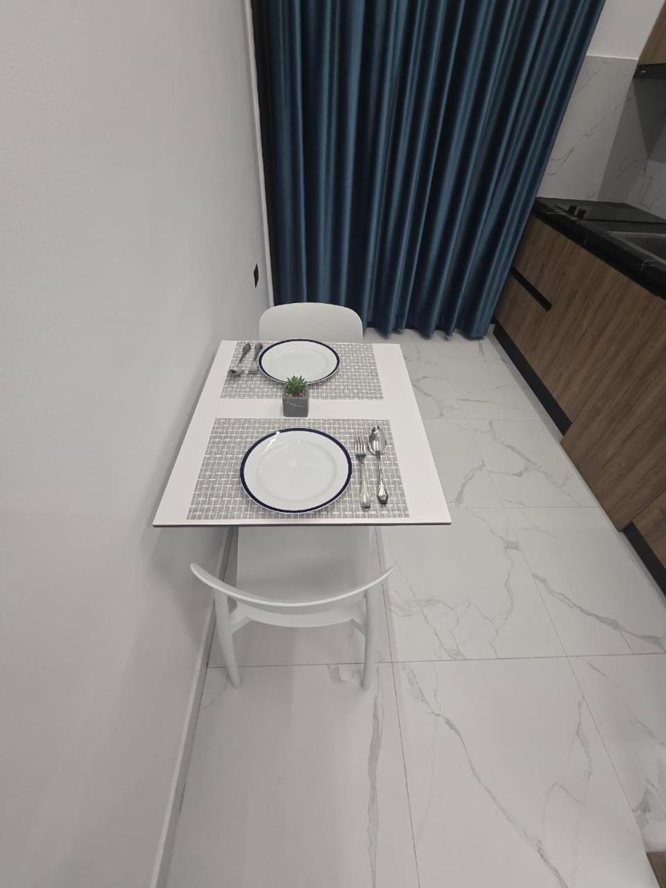 Elite Inn Vlorë エクステリア 写真