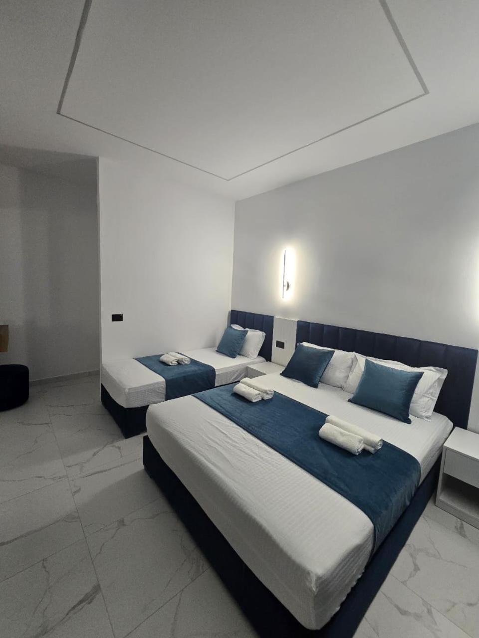 Elite Inn Vlorë エクステリア 写真
